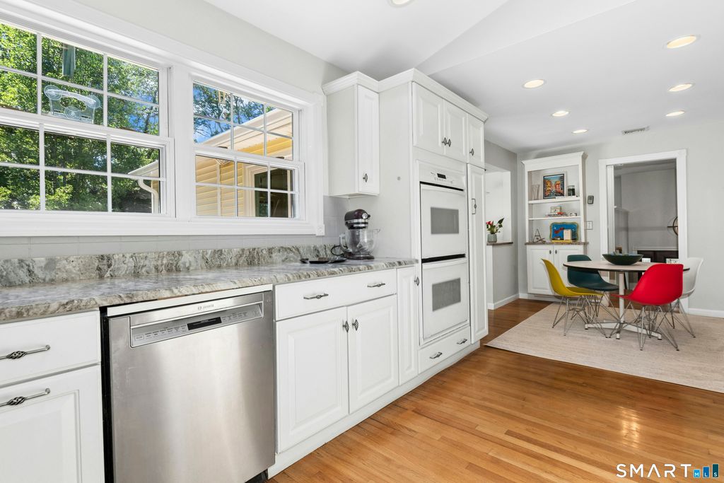 25 Olmstead Lane, Ridgefield, CT - View 6