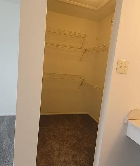 502 Wharf Ct — Photo 2