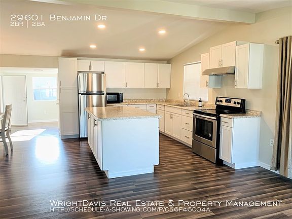 4th image of 29601 Benjamin Dr