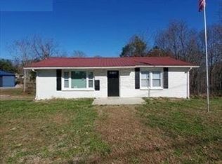 3361 Midway Rd, Smithville, TN 37166