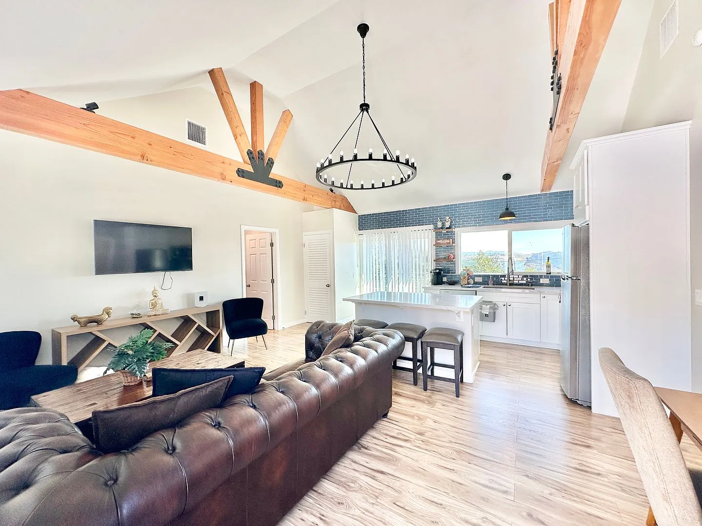 Amazing Location & Sprawling Country Living at its Very Best in this Beautiful Single-Story, Full... — Photo 4