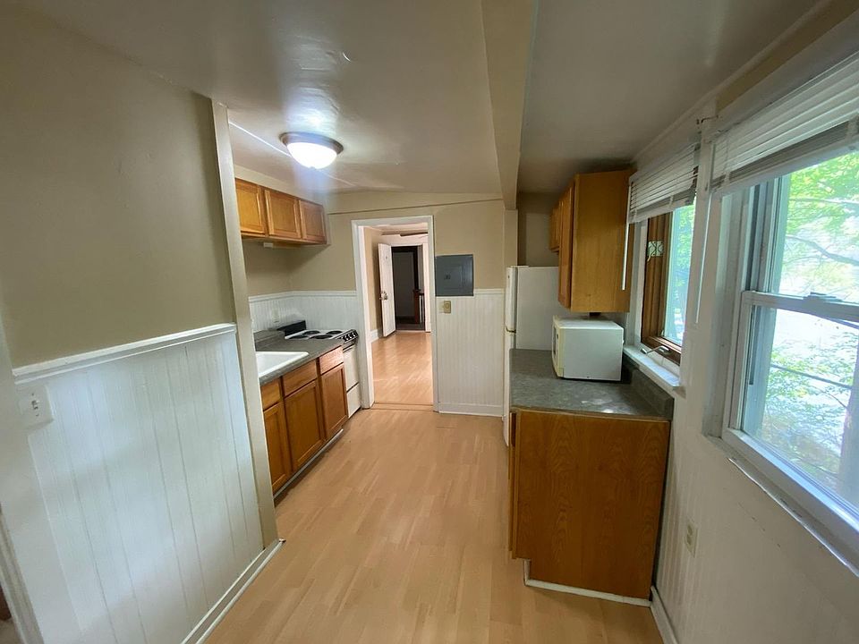 1st image of 501 S Elm St #2S