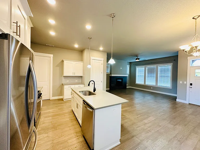 4105 SE 69th Ave — Photo 16