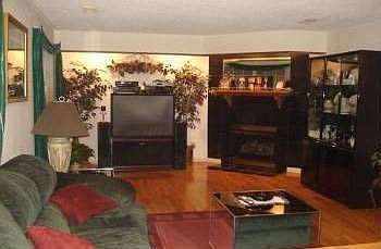 3rd image of 127 Ramsey Dr
