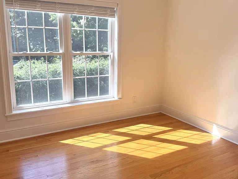 4th double bedroom 2nd floor