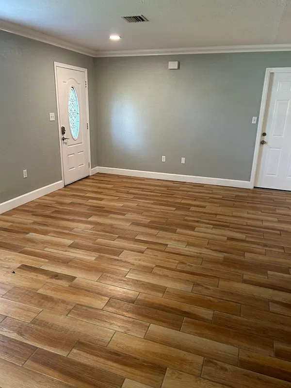 3 bed, 2.0 bath, 2291 sqft, $2,150 — Photo 2