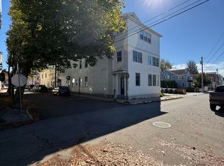 23 Gold St APT 1, Stonington, CT 06378