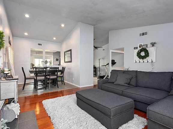 5th image of 25670 Ericson Dr