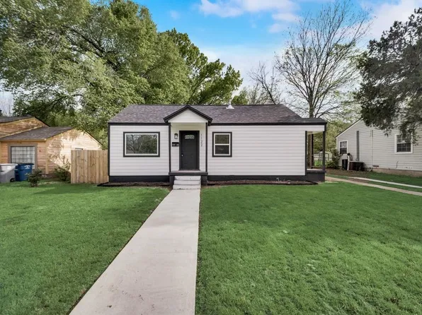 1122 Savoy St, Dallas, TX 75224