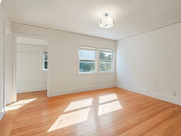 2nd image of 3048 Halcyon Ct
