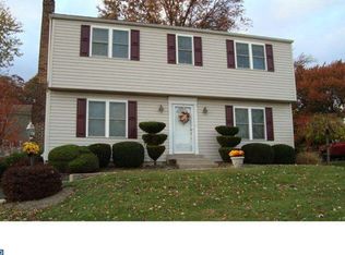 1006 Polk Dr, Springfield, PA 19064