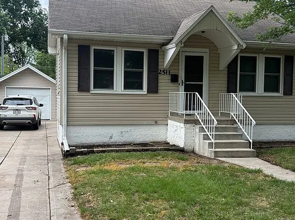 2511 W Charles St, Grand Island, NE 68803
