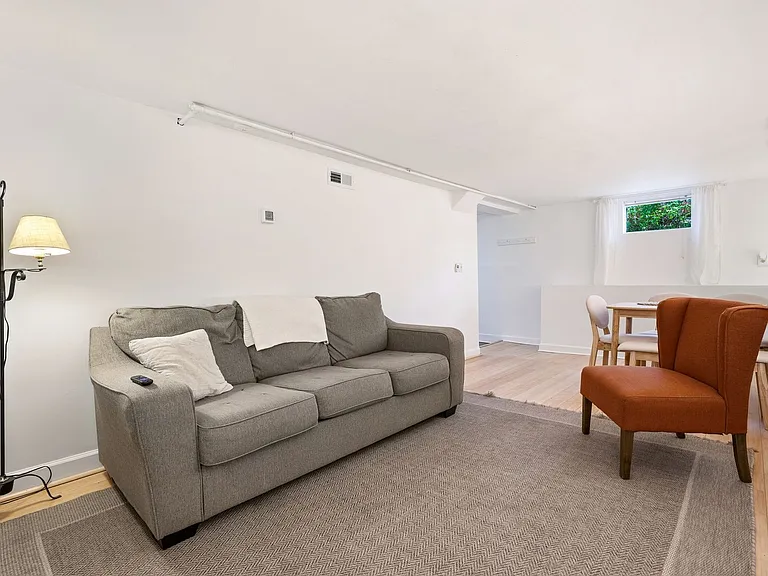 200 Purefoy Rd — Photo 3
