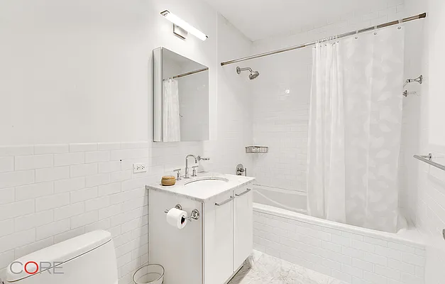 Rented by CORE | media 20