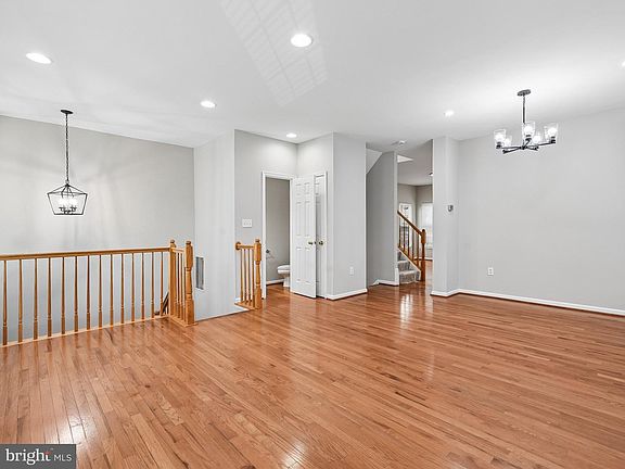 5th image of 43452 Laidlow St