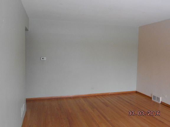 5th image of 3232 N Neenah Ave