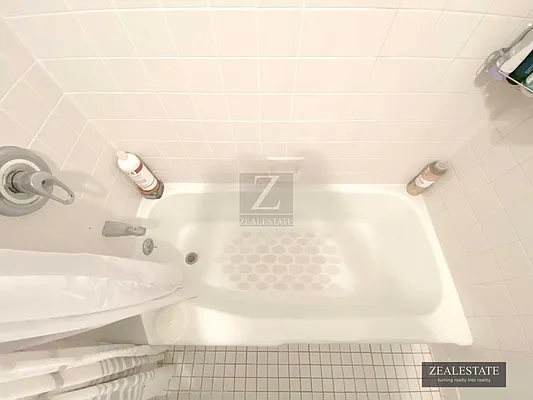 Rented by ZealEstate Group Inc | media 24