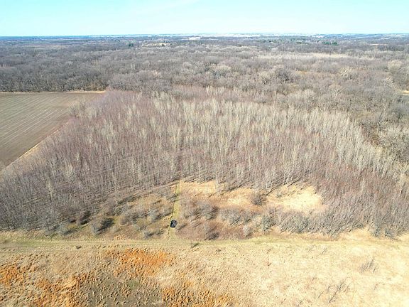 3rd image of Briar Ridge Ln