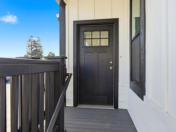 4th image of 896 Villa Teresa Way #896