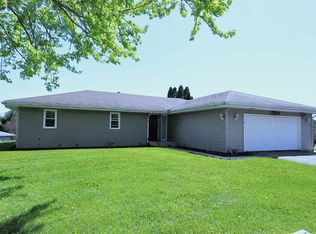 6159 Upper Ridge Way, Roscoe, IL 61073