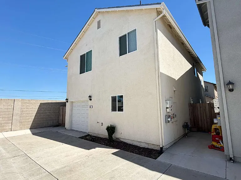 5062 Palisade Ave — Photo 3