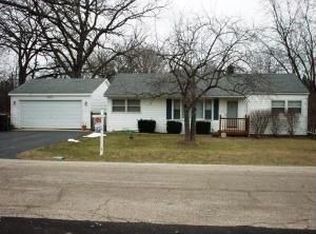 36725 N Edward Ave, Lake Villa, IL 60046