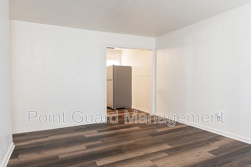1st image of 403-409 W 31st St S #407