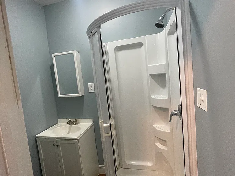 2302 W Montgomery Ave — Photo 18