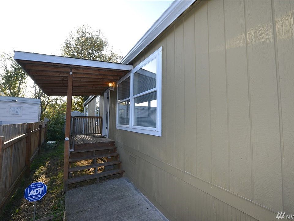 Covered deck welcomes you home.