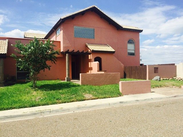 1st image of 706F San Angel St
