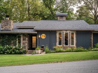 402 River Dr, Branson, MO 65616