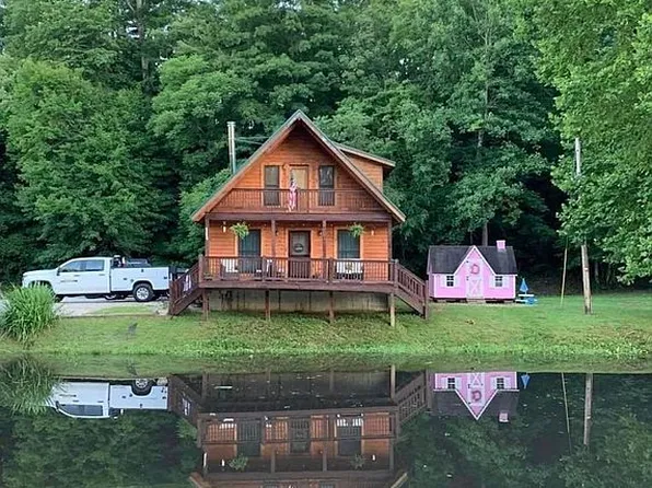 165 Service Rd, Campton, KY 41301