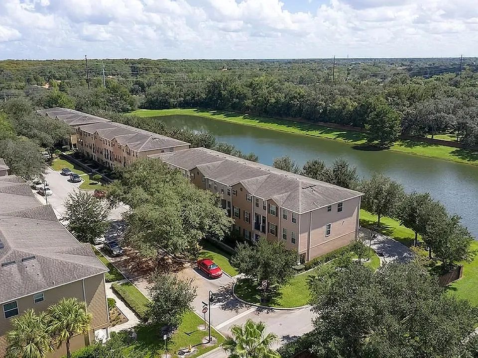 4309 Regal Town Ln