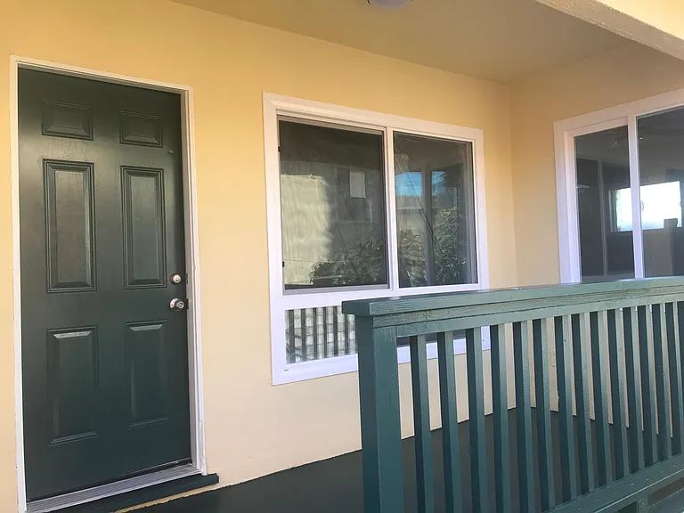 20620 Kenwood Ave — Photo 1