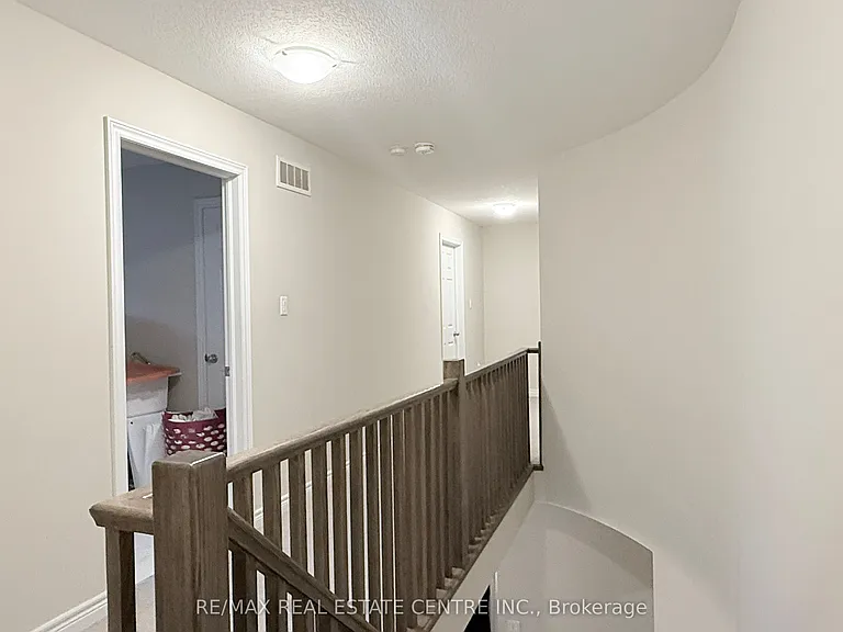 110 Rivertrail Ave — Photo 26