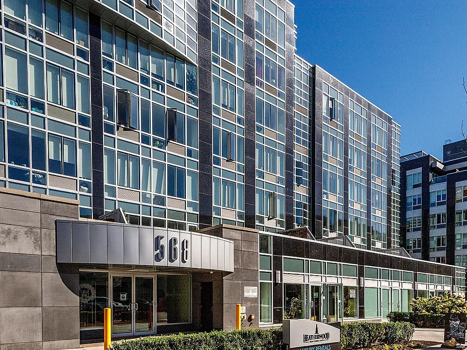 568 Union Ave #2A