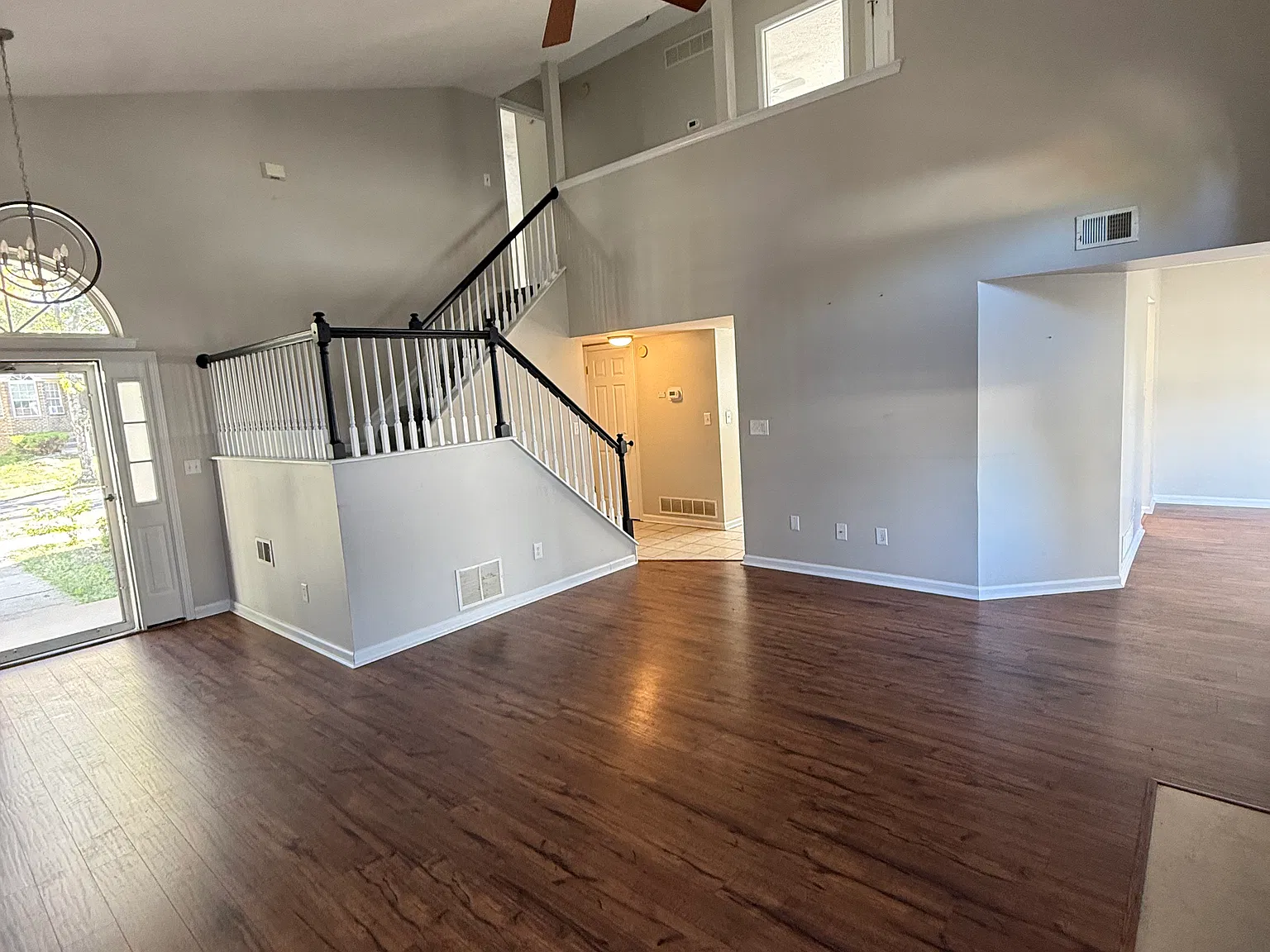 3 bed, 2.5 bath, 1546 sqft, $1,900 — Photo 4