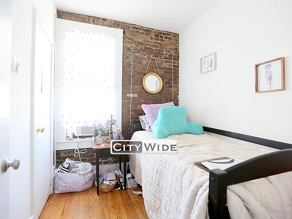 3rd image of 337 E 13th St APT 14
