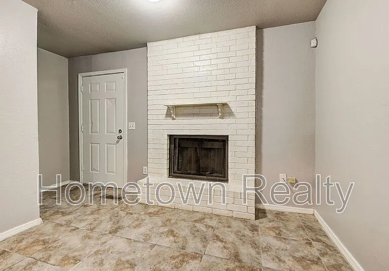 312 NW 118th St — Photo 5