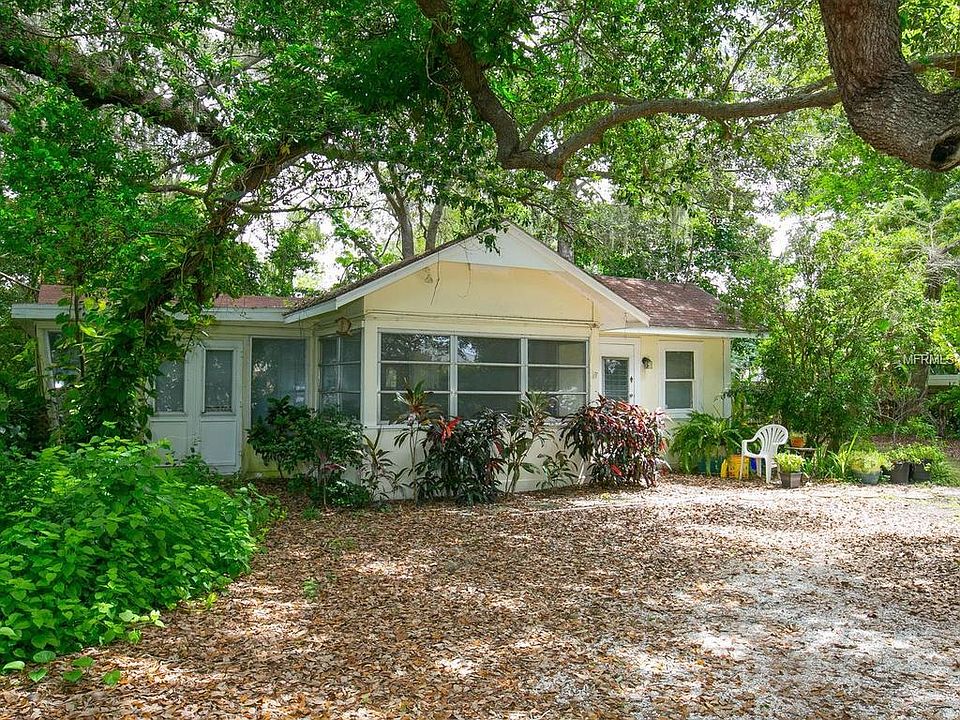 1st image of 2813 Maiden Ln