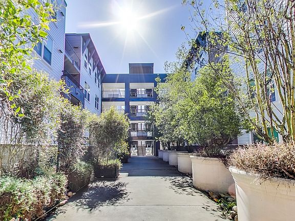 3rd image of 8200 Oceanview Ter APT 208