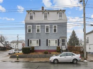 814 Plainfield St, Providence, RI 02909