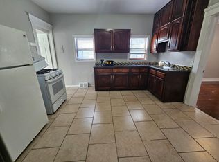 37 Pond St #1B, New Haven, CT 06511