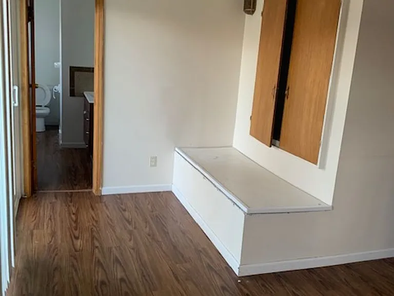 Angle-Tyler Apartments — Photo 5