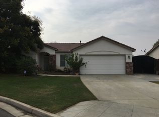 2464 S Phillip Ave, Fresno, CA 93727