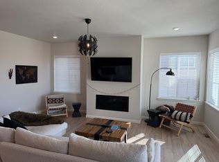 1502 Golden Sill Dr, Castle Pines, CO 80108