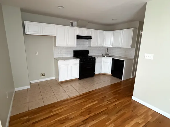 132 Grant Ave, Jersey City, NJ