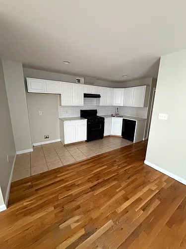 132 Grant Ave Photo 1