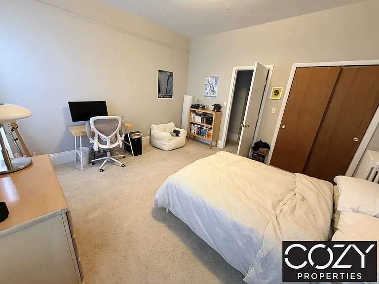 31 Longwood Ave #2 — Photo 5