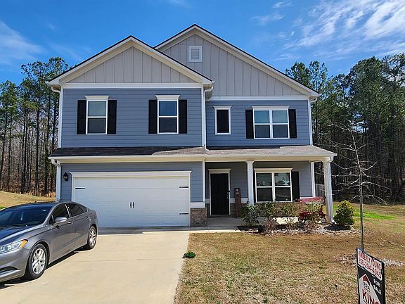 2nd image of 775 Pine Cove Cir